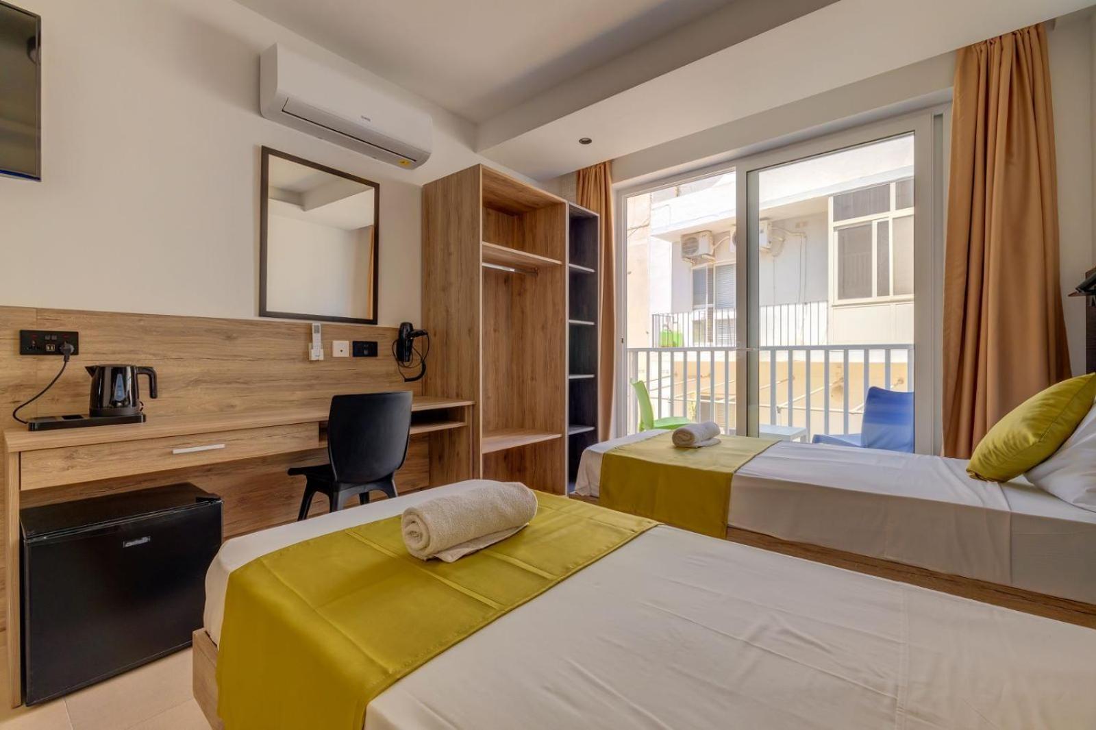 Bayside A Apartments Saint Julian's Екстериор снимка