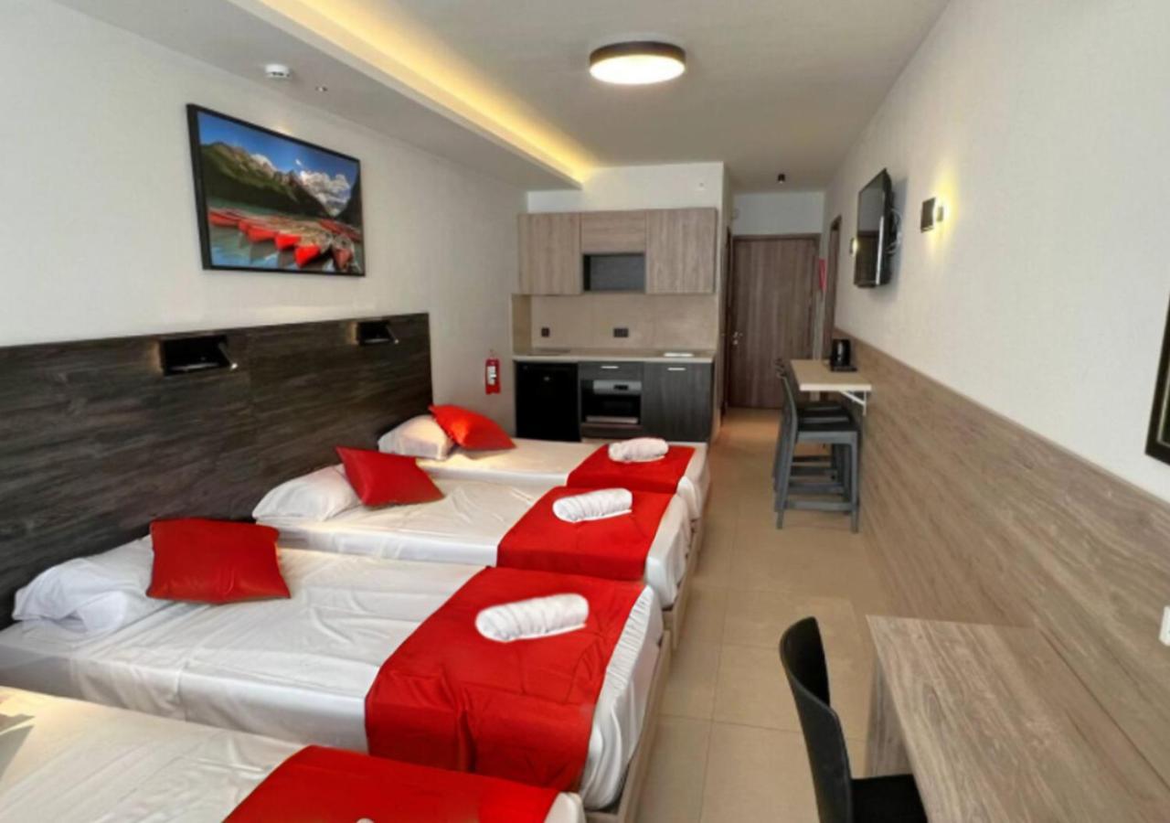 Bayside A Apartments Saint Julian's Екстериор снимка