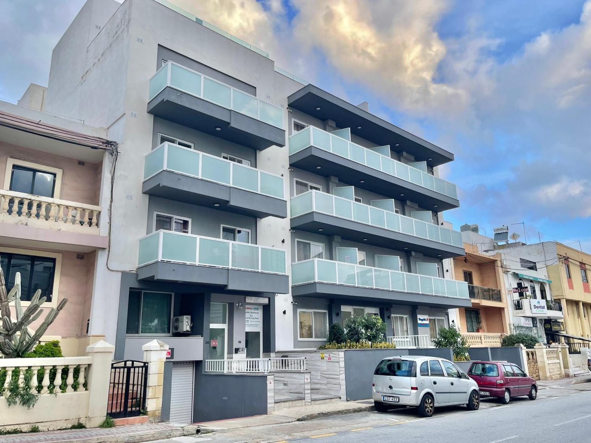 Bayside A Apartments Saint Julian's Екстериор снимка