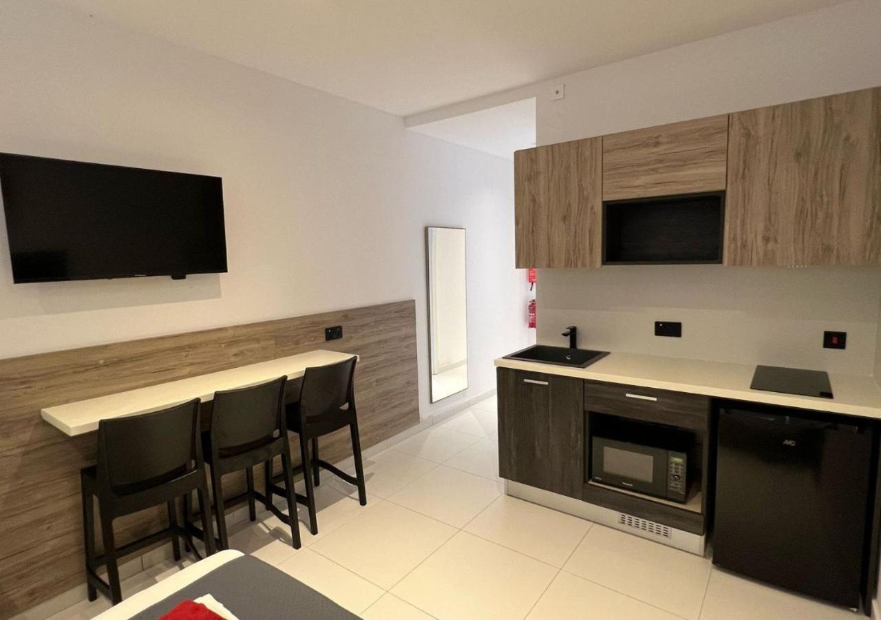 Bayside A Apartments Saint Julian's Екстериор снимка