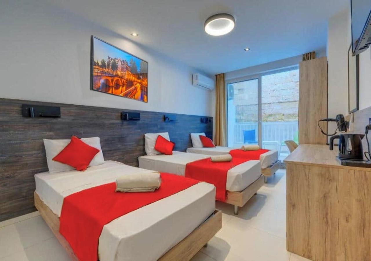 Bayside A Apartments Saint Julian's Екстериор снимка
